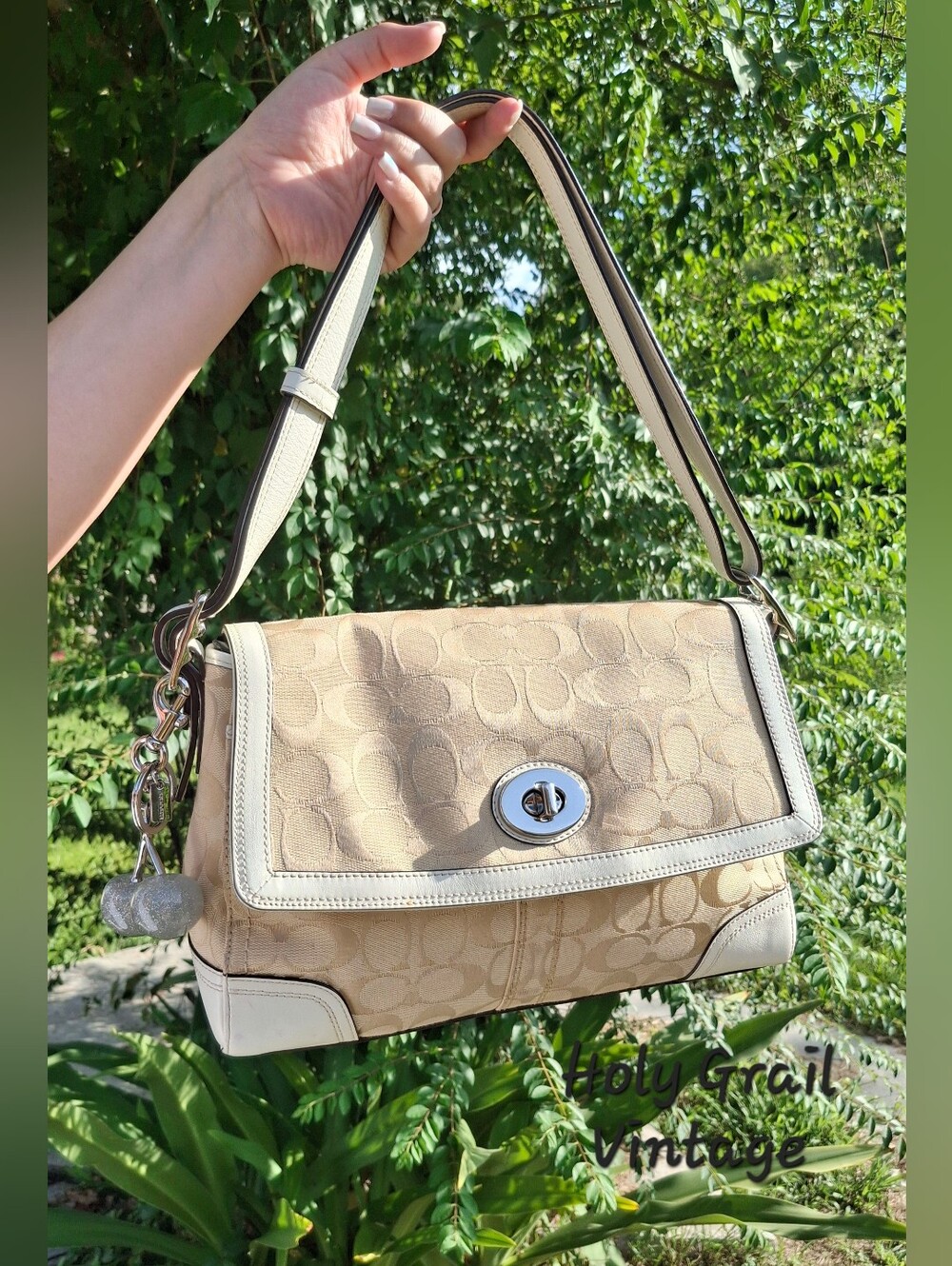VTG Coach Hamptons Signature C Canvas & White Leather Flap 2 Way Bag #F13972